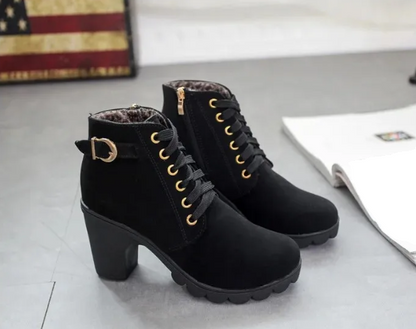 MONTANA – Stivaletti con Tacco e Fibbia