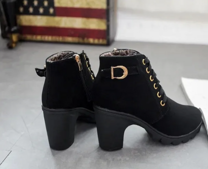 MONTANA – Stivaletti con Tacco e Fibbia