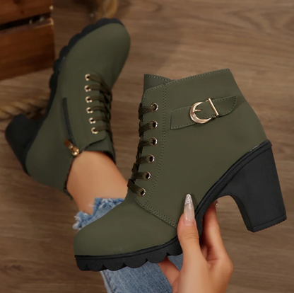 MONTANA – Stivaletti con Tacco e Fibbia