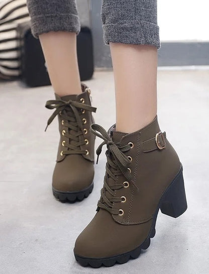 MONTANA – Stivaletti con Tacco e Fibbia